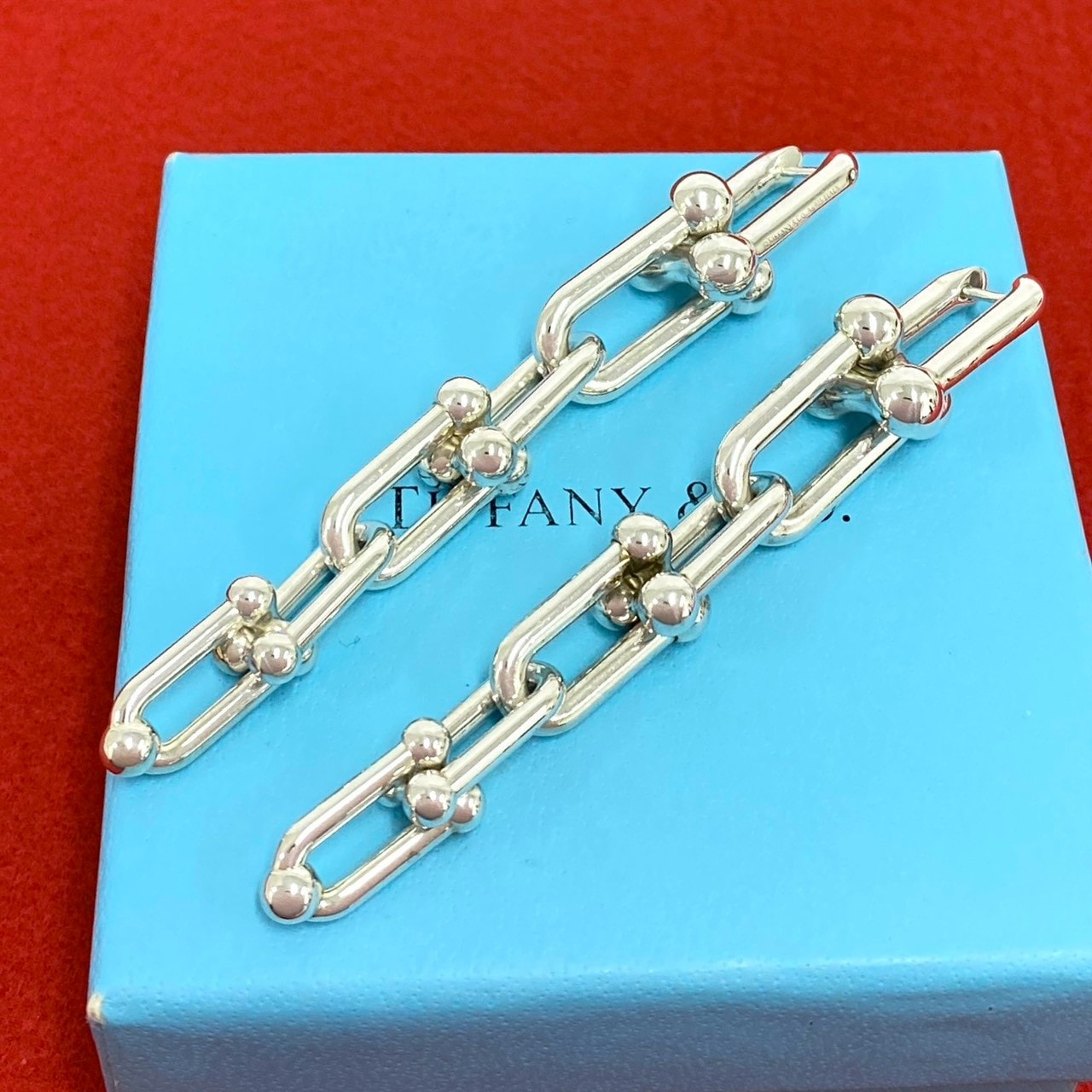 TIFFANY&Co. ティファニー ハードウェア グラジュエイテッド リンク ピアス シルバー925 ピアス シルバー
48321