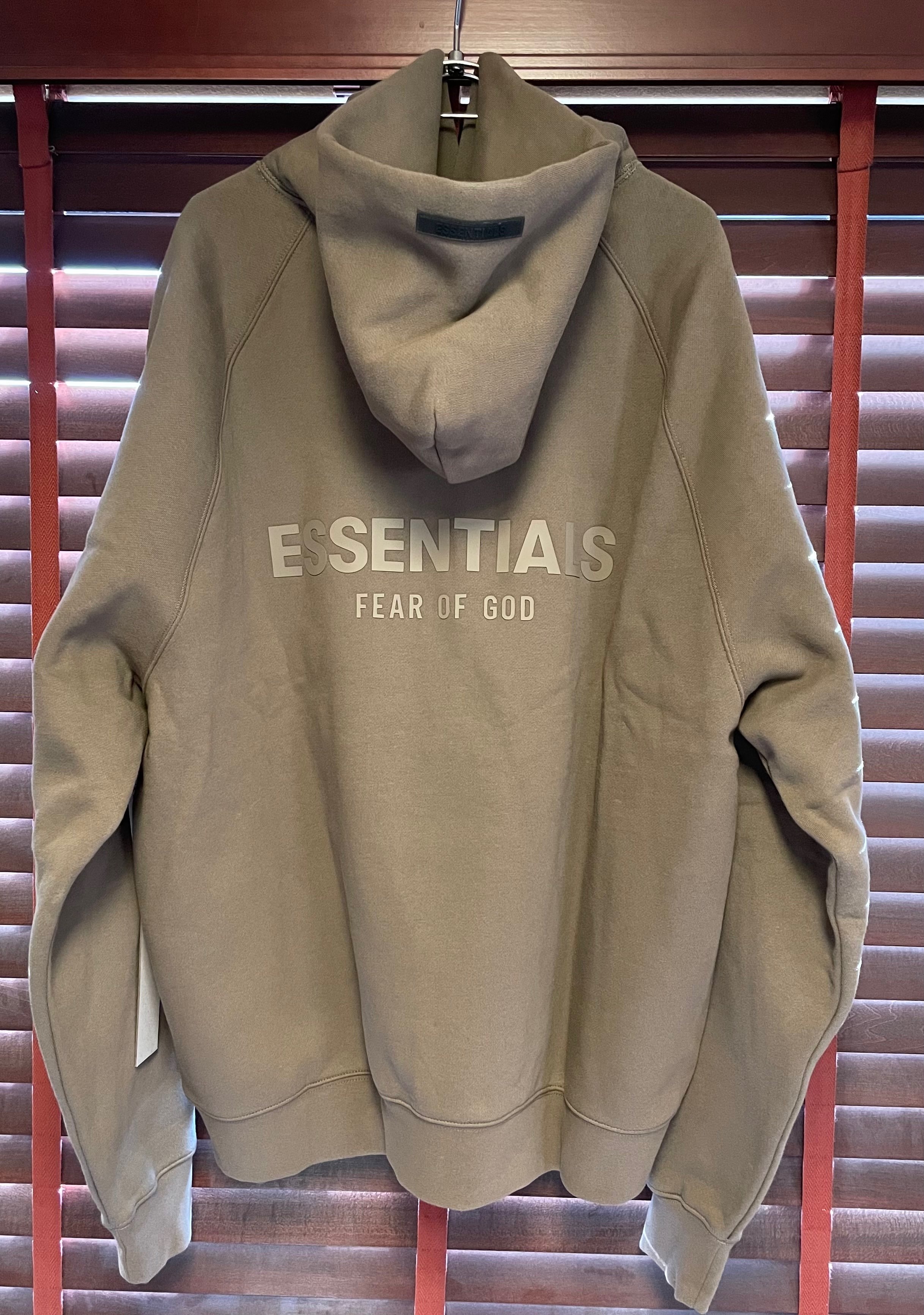 FEAR OF GOD ESSENTIALS PULLOVER HOODIE "Harvest"