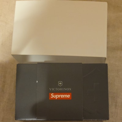 Supreme / Victorinox® Classic Alox Knife "Black"