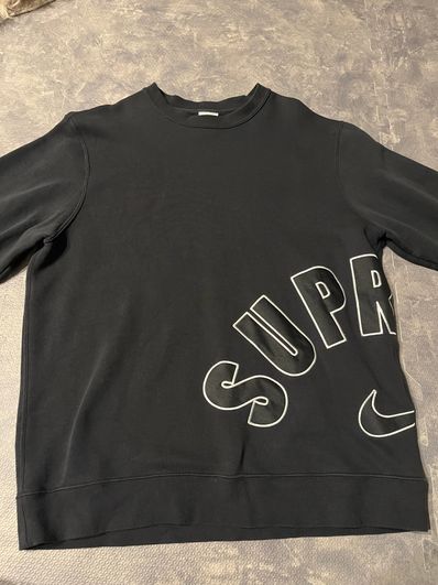 Supreme / Nike Arc Crewneck "Black"