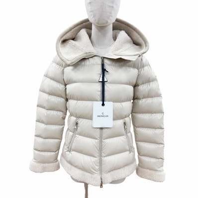 未使用品 モンクレール ダウンジャケット 1 H20931A00102