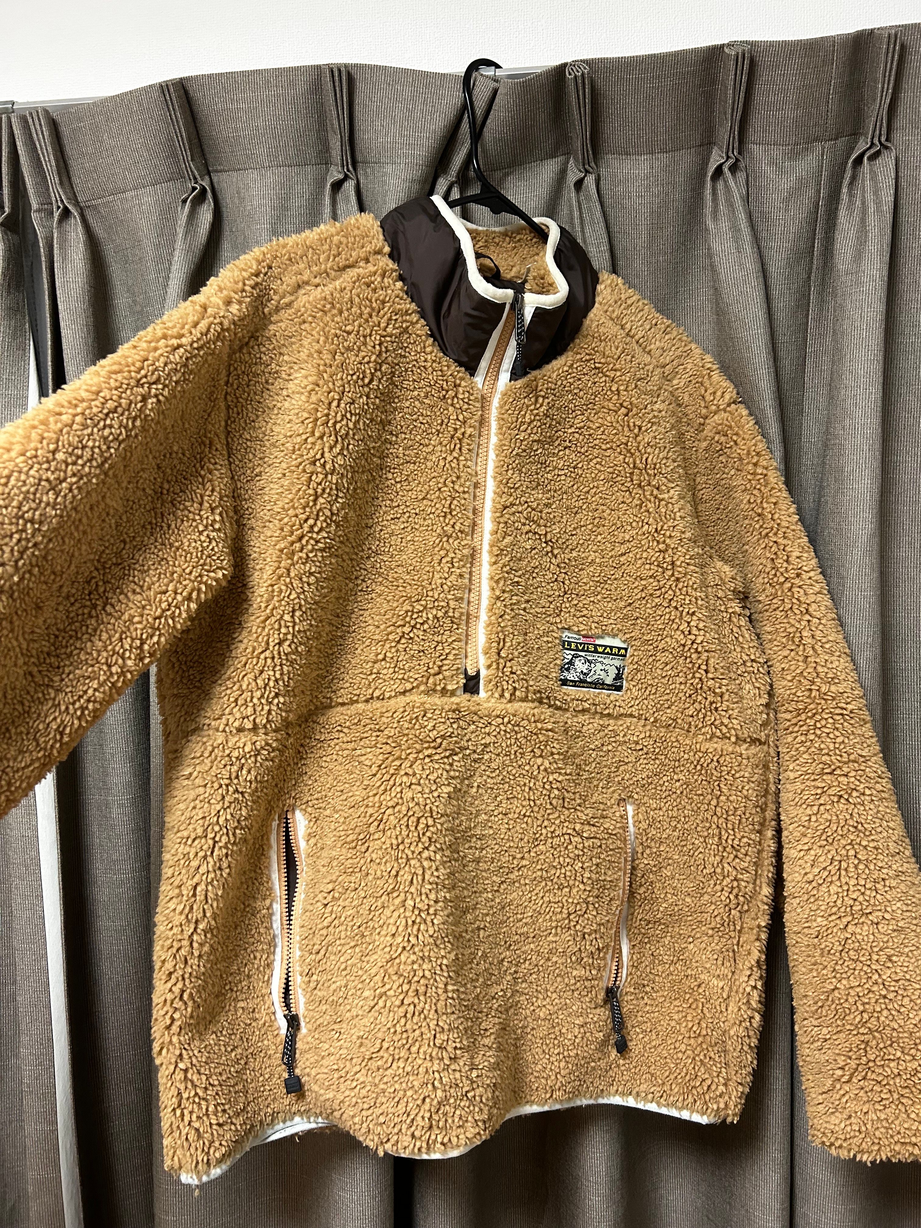 levi's フリースジャケット