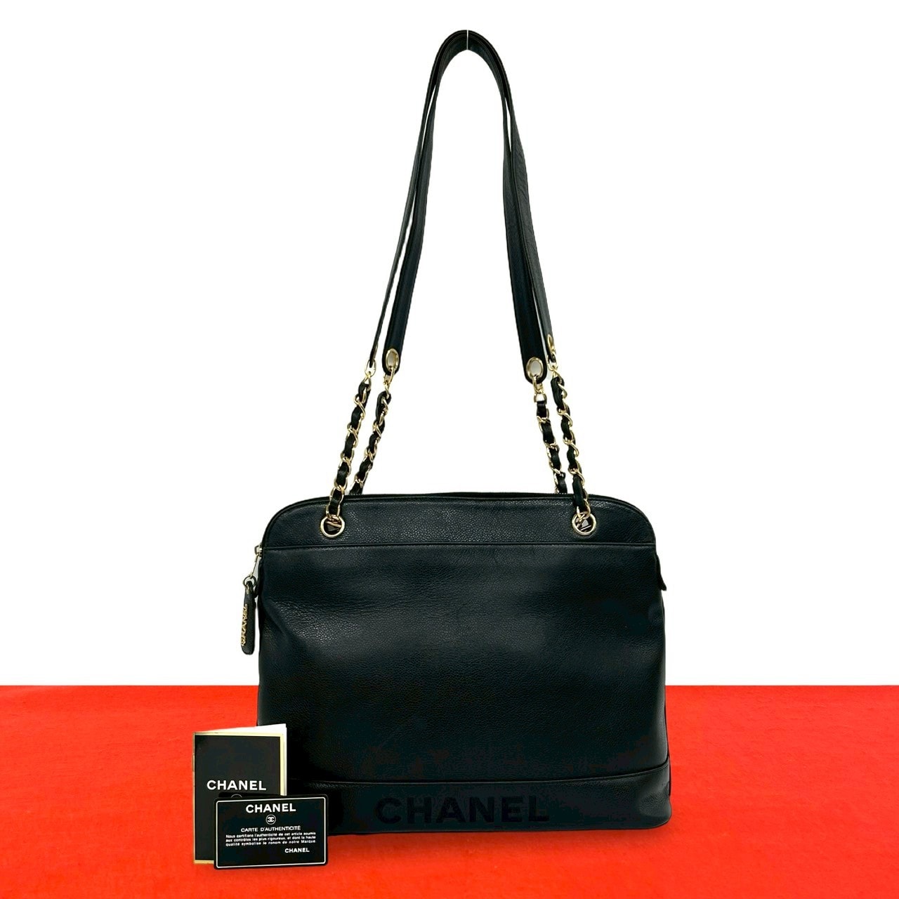 CHANEL シャネル ロゴ キャビアスキン ショルダーバッグ ブラック
 85782