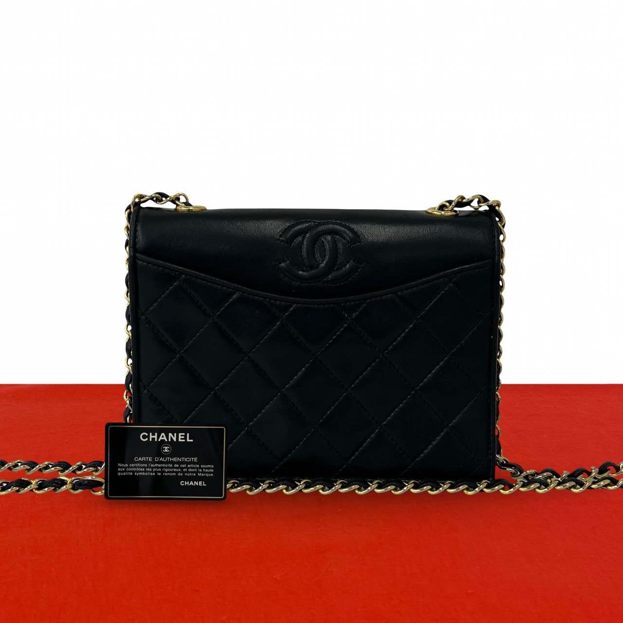 CHANEL シャネル マトラッセ ココマーク ラムスキン ショルダーバッグ ブラック
97240