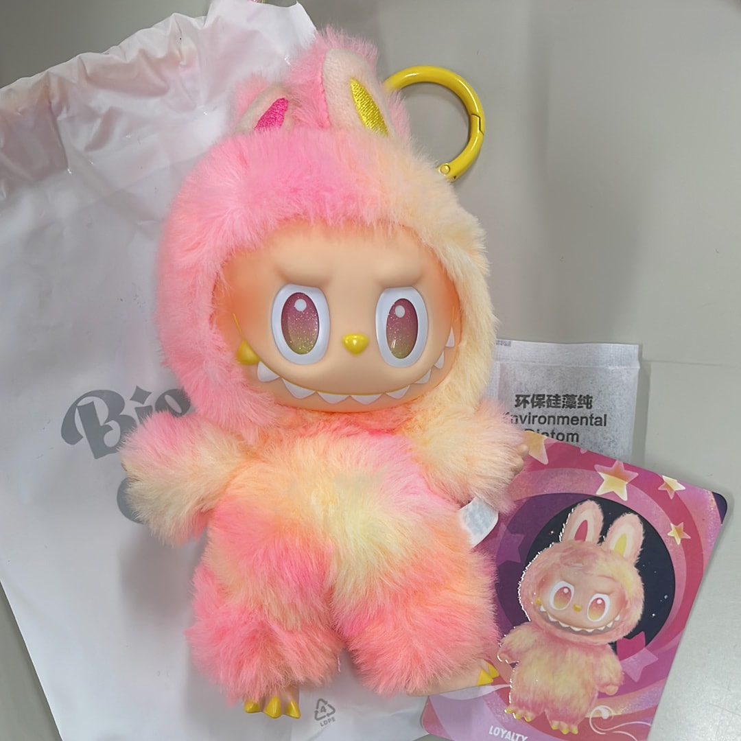 POP MART THE MONSTERS (LABUBU) Big into Energy Series Plush Pendant LOYALTY