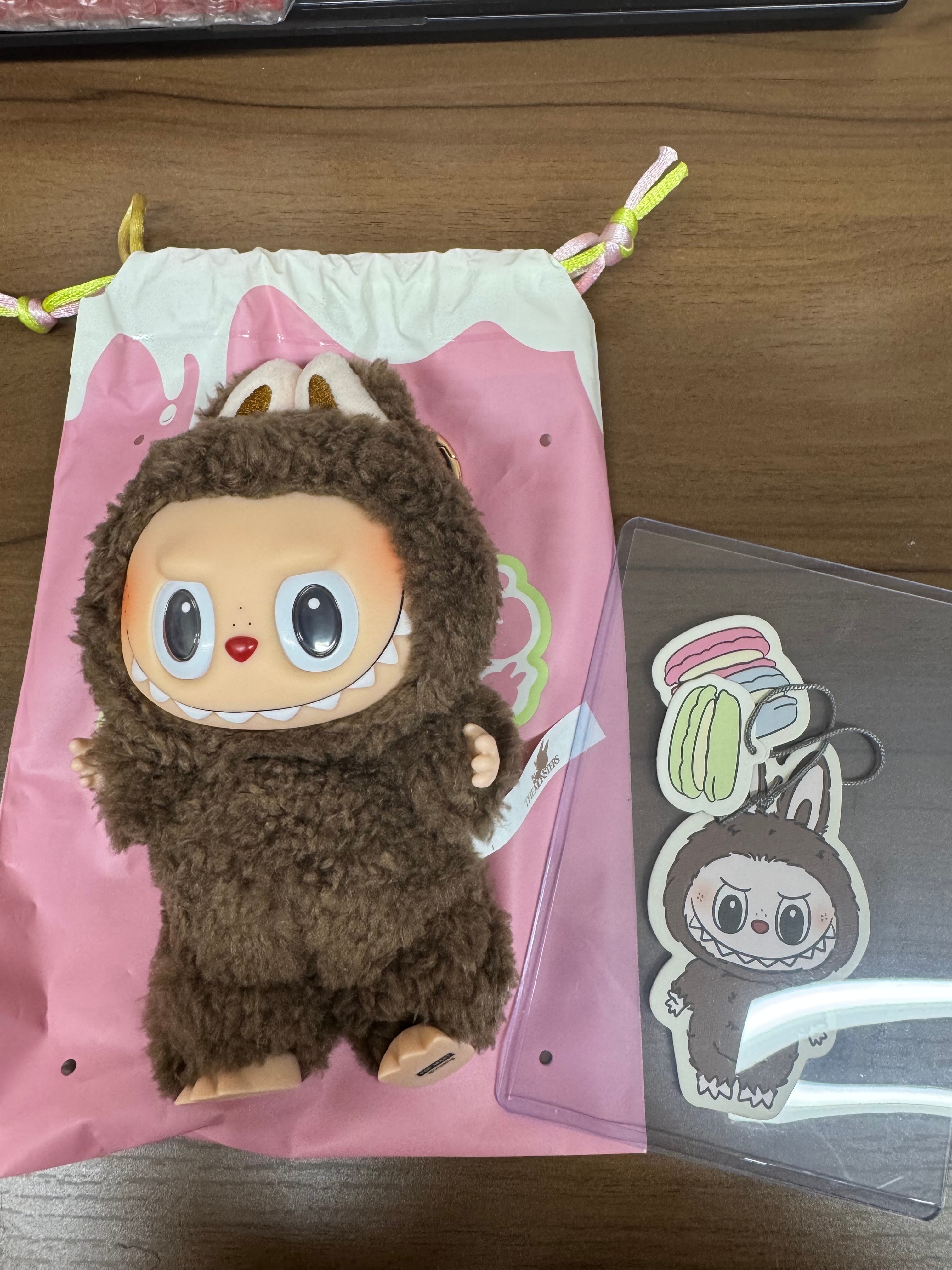 ポップマート ワイ ソー シリアス シリーズ ビニール ぬいぐるみ