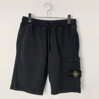 Stone Island 64651 Fleece Bermuda Shorts - 23SS "Black"