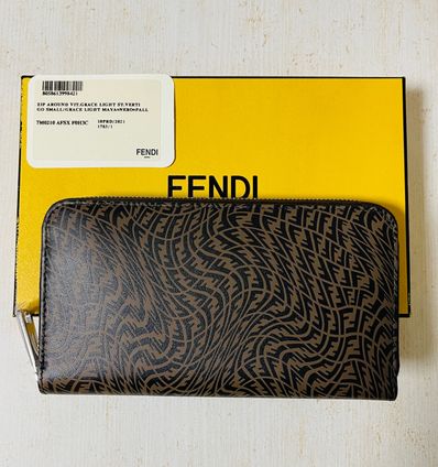 ★新品未使用★ FENDI FFロゴ 長財布 ラウンドジップ