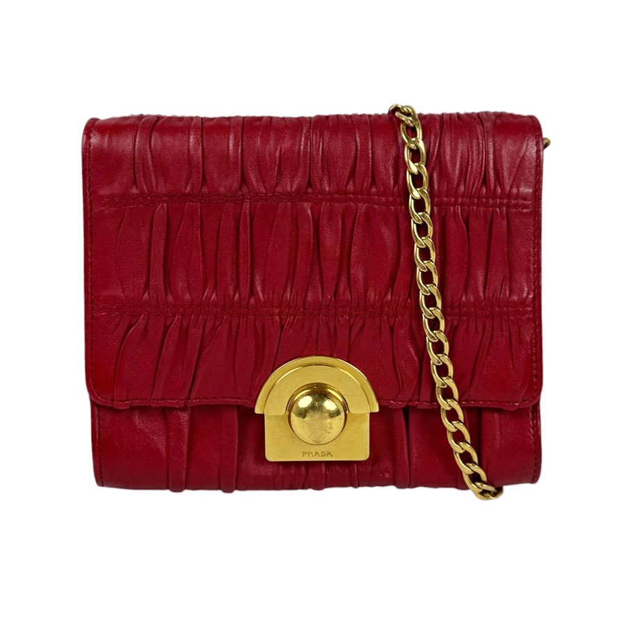 プラダ PRADA ショルダーバッグ レザー レッド レディース【中古】 z11286