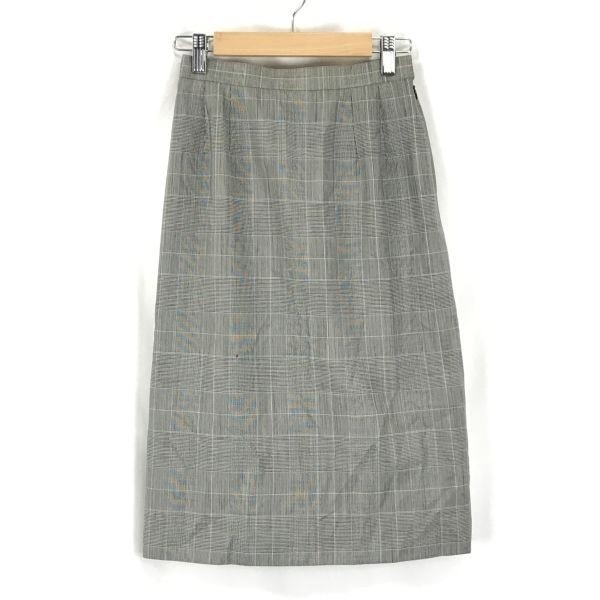 バーバリー スカート レディース