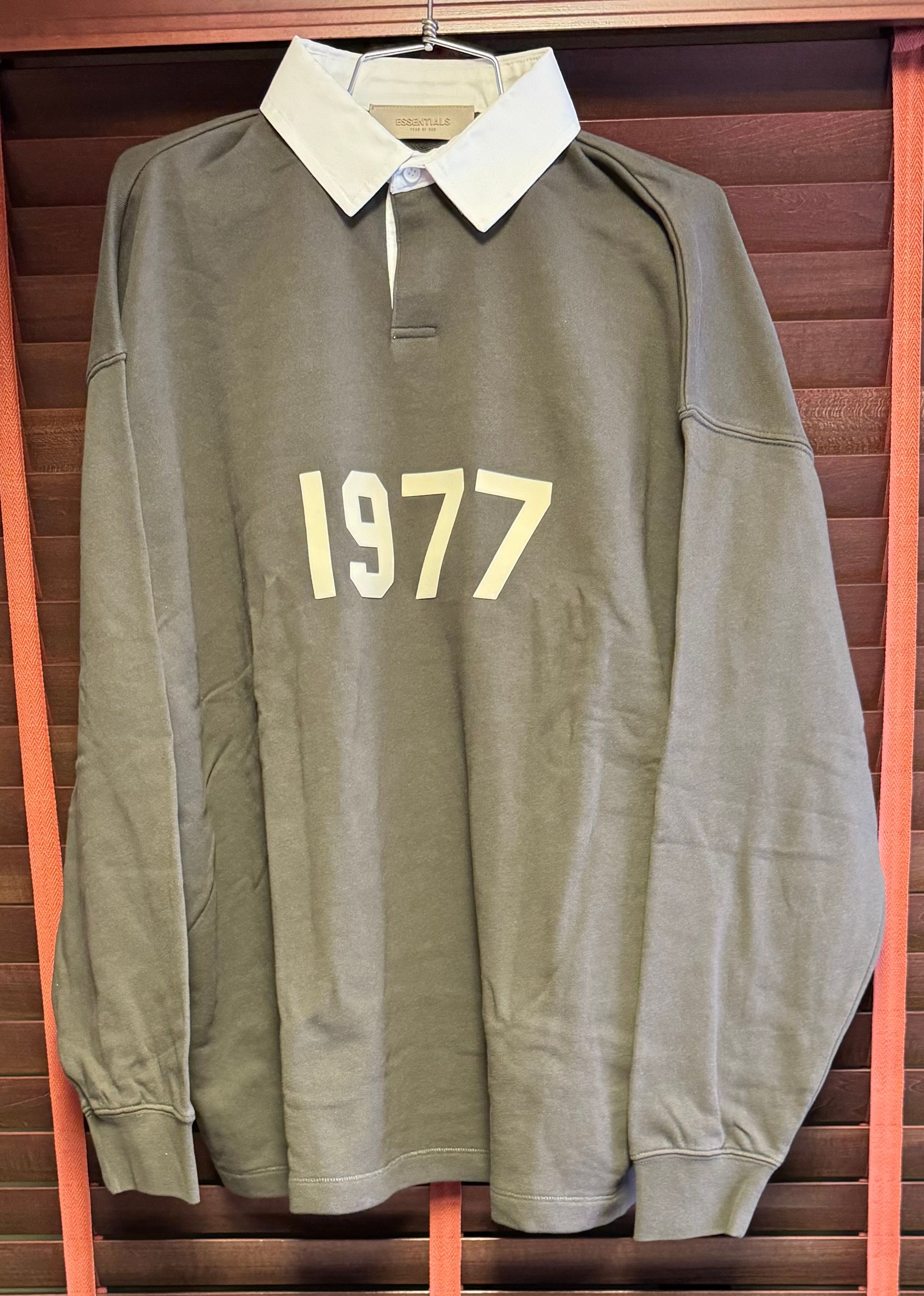 FEAR OF GOD ESSENTIALS Henley Rugby "Off Black"