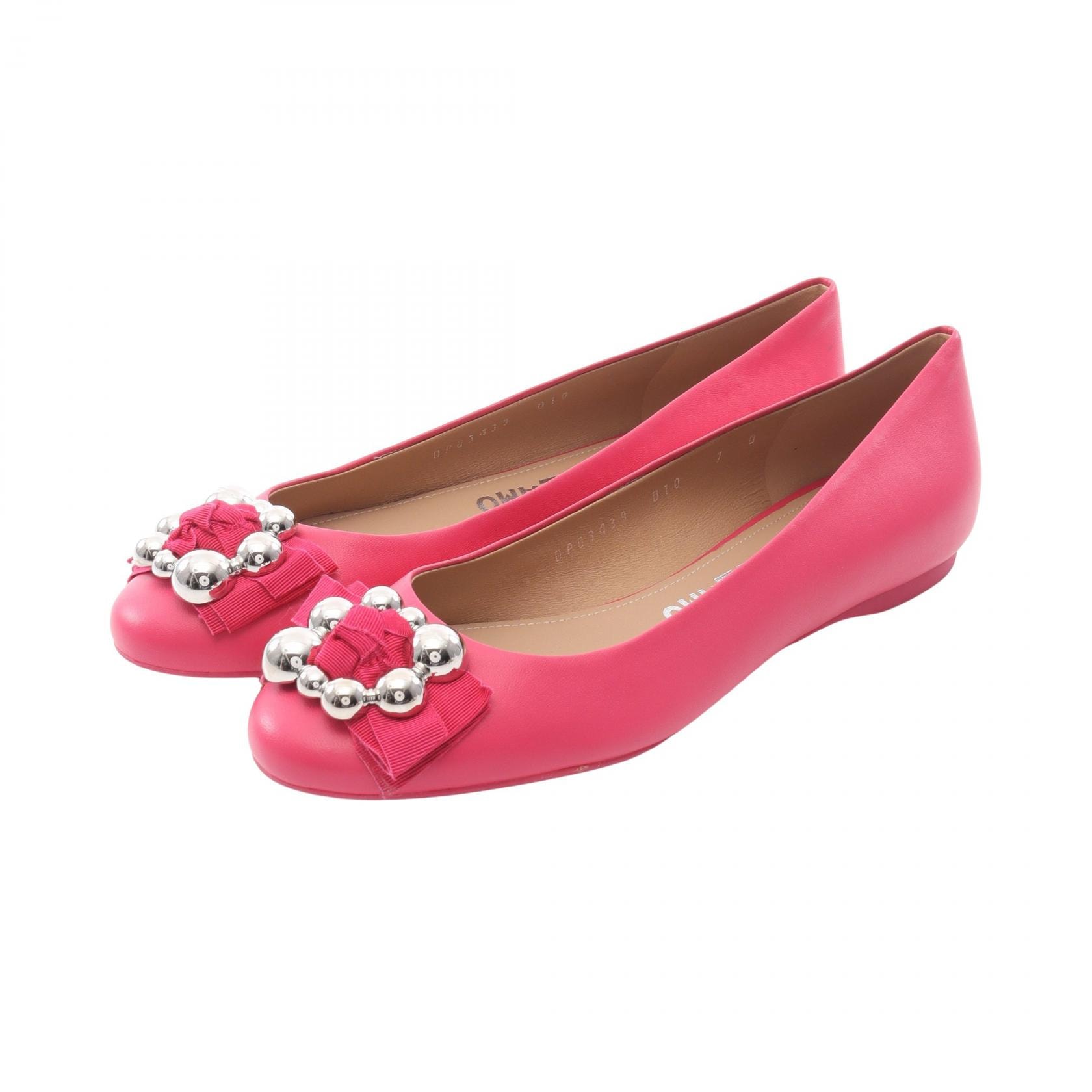 サルヴァトーレフェラガモ Salvatore Ferragamo FLAIR パンプス 靴 レザー レディース ピンク系 【中古】
