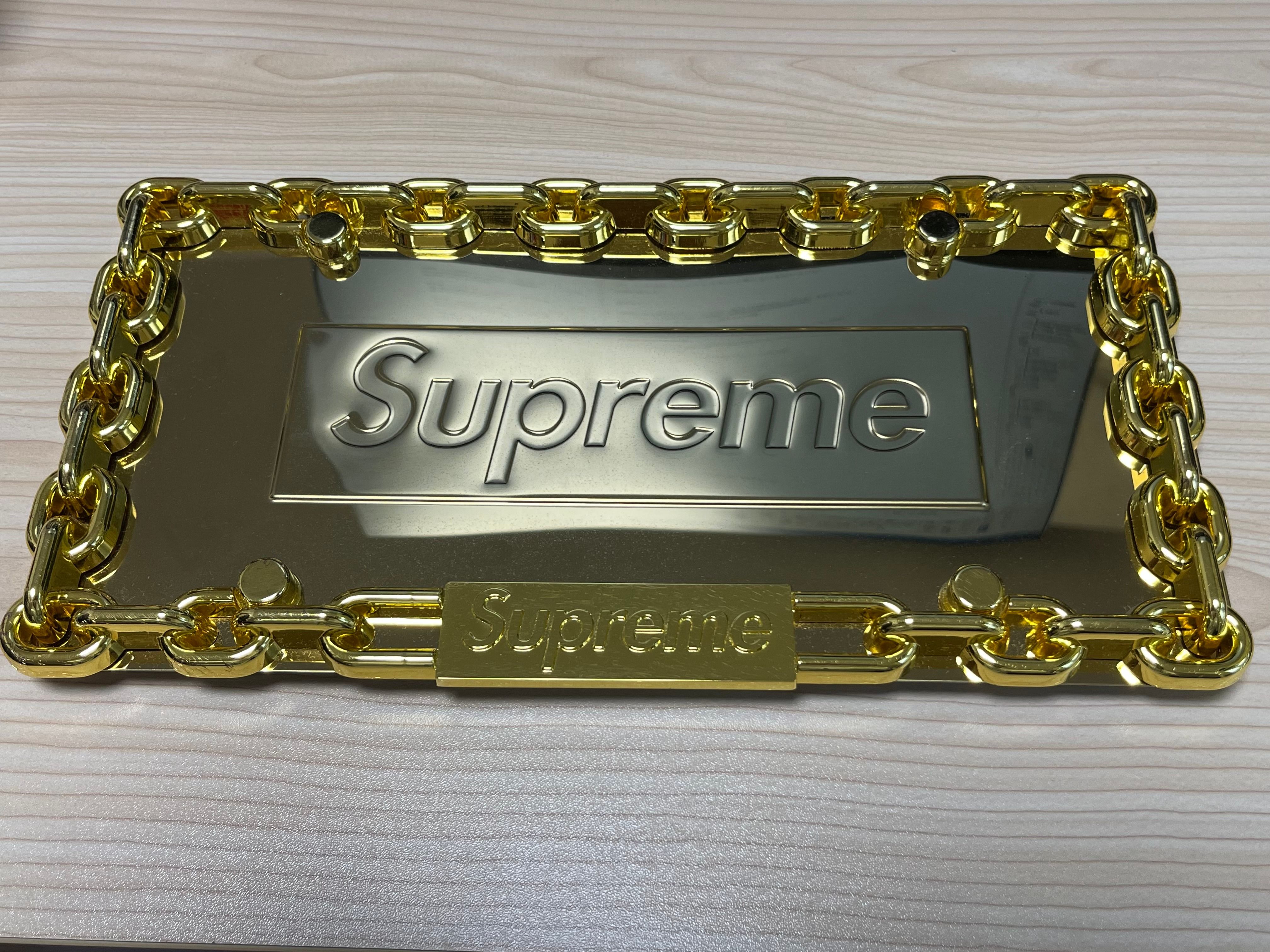Supreme Chain License Plate Frame "Gold"