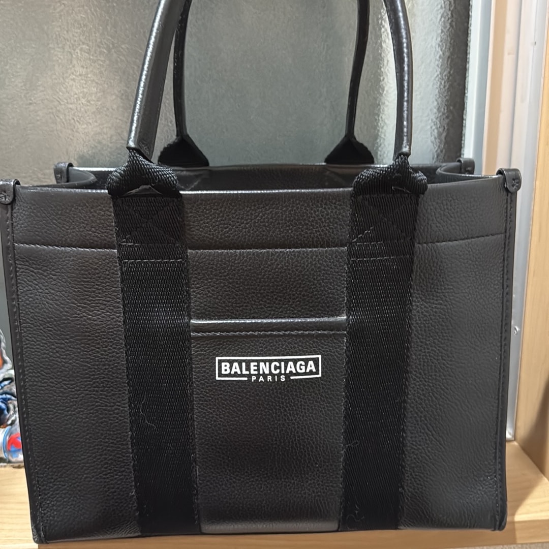BALENCIAGA Hardware Tote Bag In Grained Calfskin "Black"