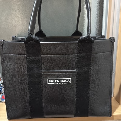 BALENCIAGA Hardware Tote Bag In Grained Calfskin "Black"
