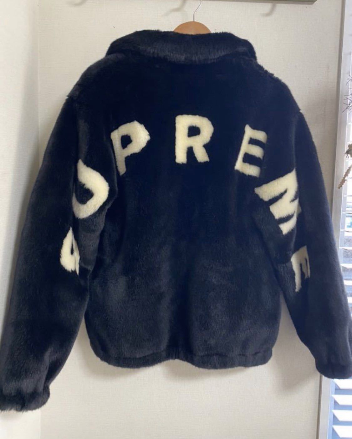 Supreme Faux Fur Bomber Jacket "Black"