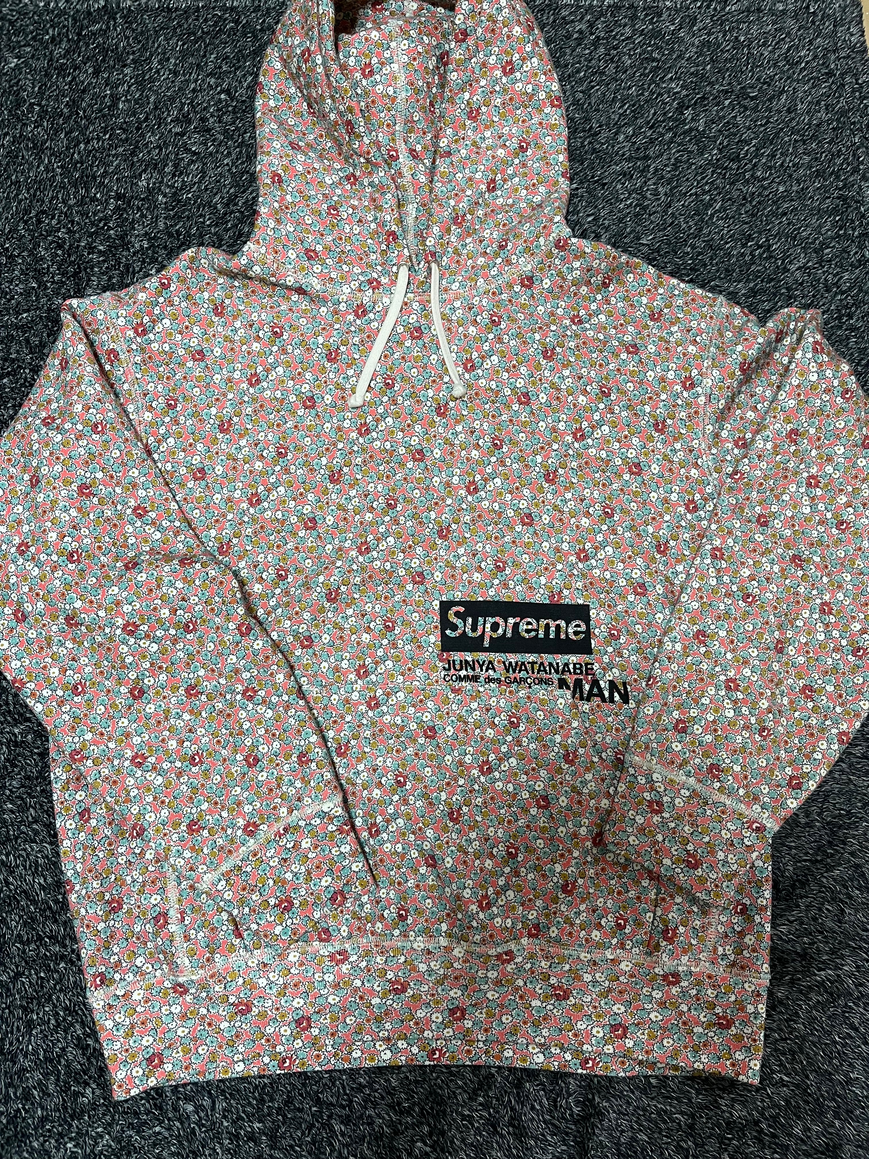 Supreme / JUNYA WATANABE COMME des GARCONS MAN Hooded Sweatshirt "Pink Flowers"
