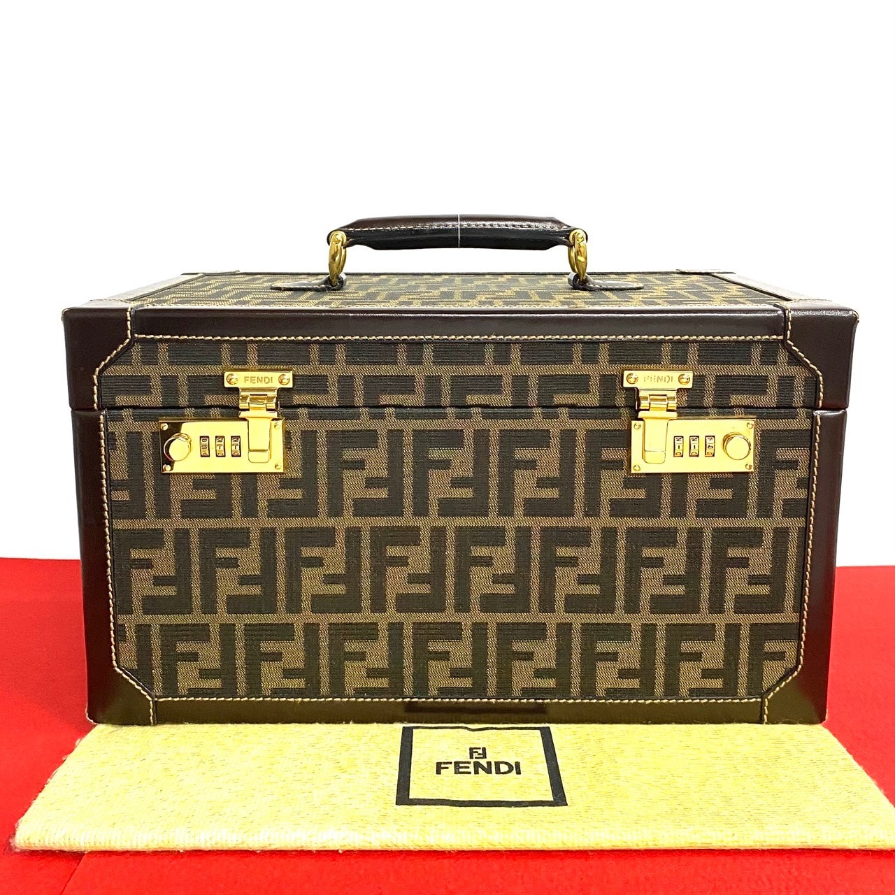 FENDI フェンディ ズッカ FF 柄 キャンバス レザー ハンドバッグ ブラウン
 27756