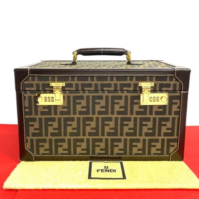 FENDI フェンディ ズッカ FF 柄 キャンバス レザー ハンドバッグ ブラウン
27756
