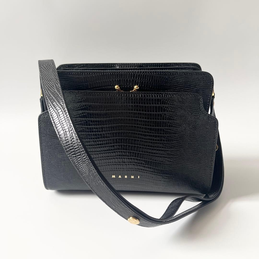 マルニ ショルダーバッグ レディース