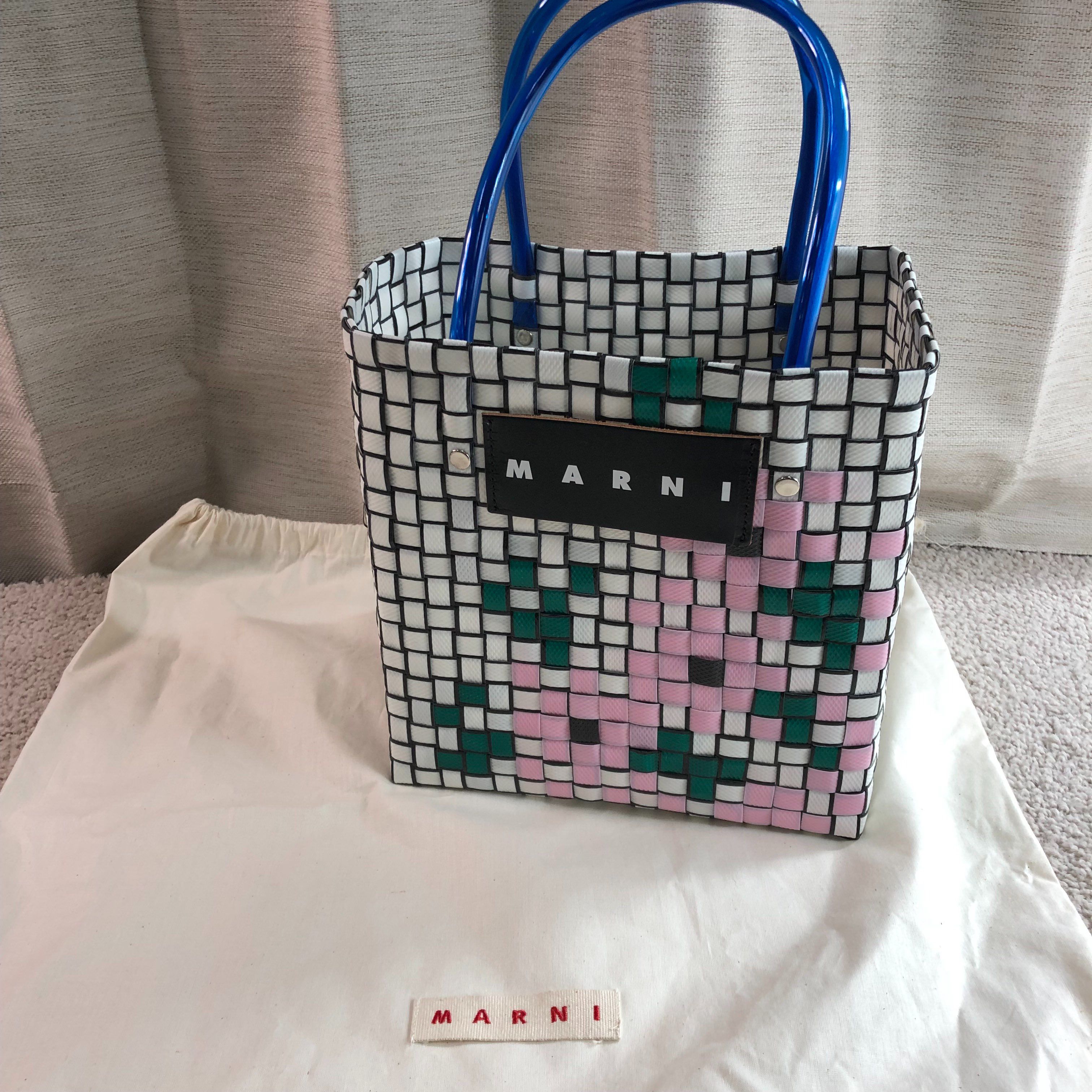 マルニ フラワー バスケット ミニ ハンドバッグ 白×青