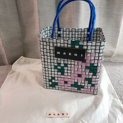 マルニ フラワー バスケット ミニ ハンドバッグ 白×青