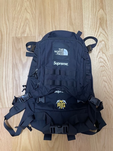 Supreme x The North Face RTG Backpack. 35L "Black"