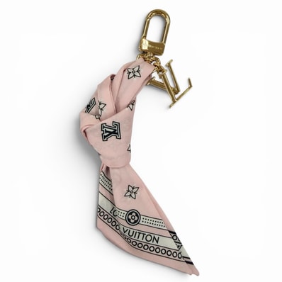 美品 ルイヴィトン バッグチャーム・LV バンダナ ピンク M02614