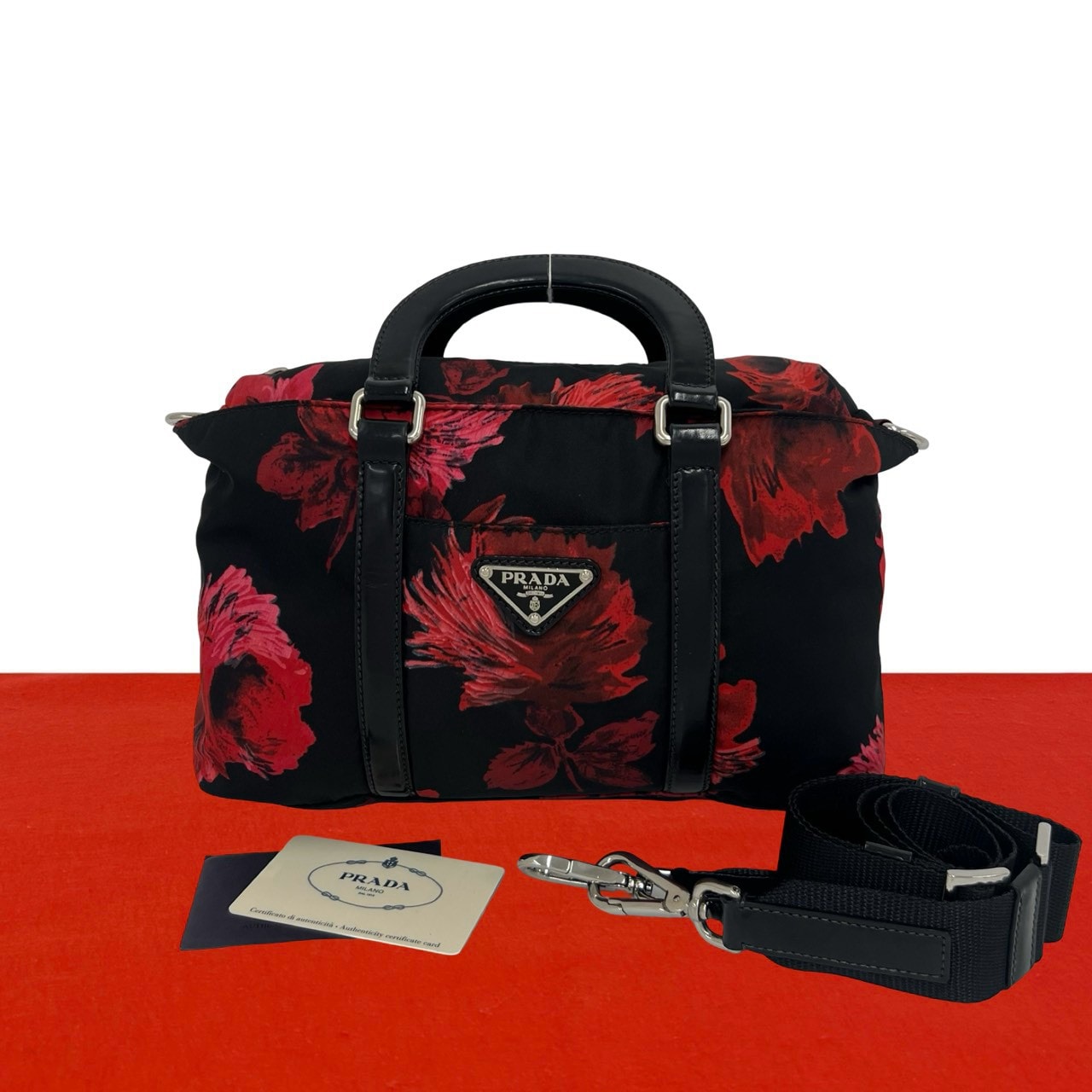 PRADA プラダ 三角ロゴ 金具 ナイロン レザー ショルダーバッグ レッド
42908