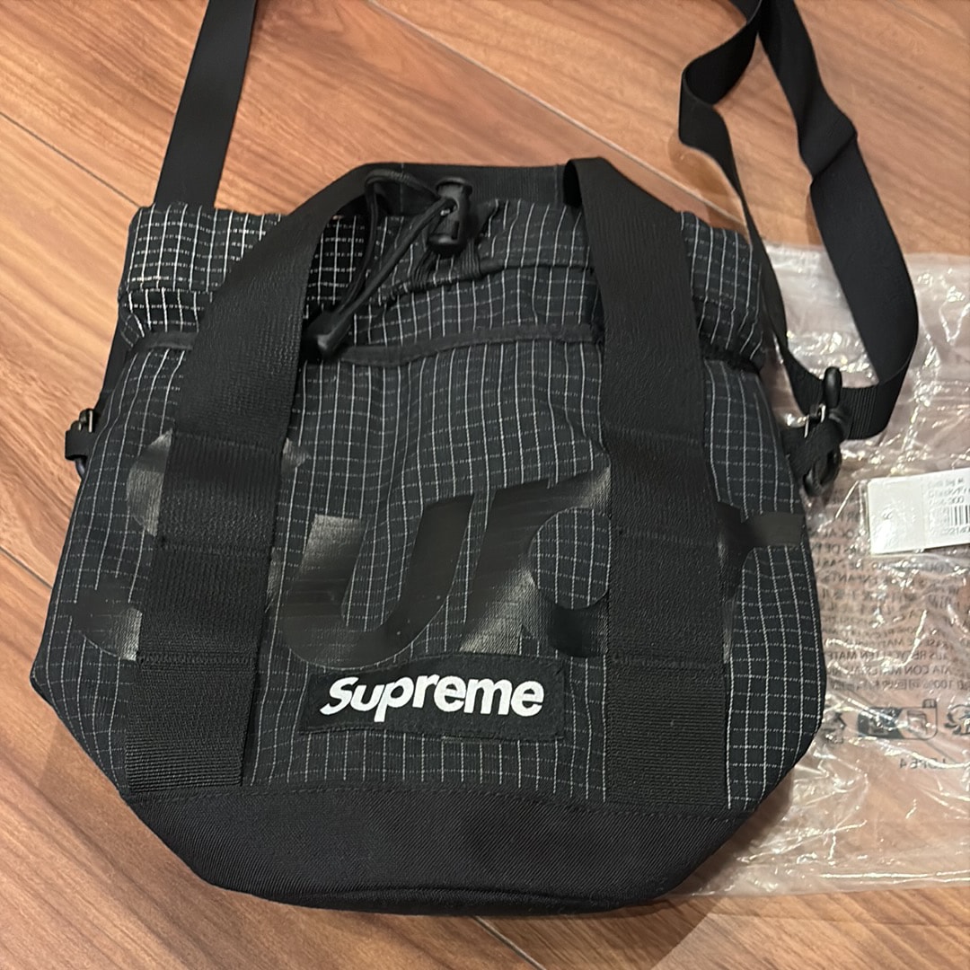 Supreme Cinch Bag 