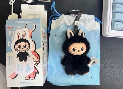 POP MART THE MONSTERS (LABUBU) Pin for Love Series-Vinyl Plush Pendant (N-Z) R