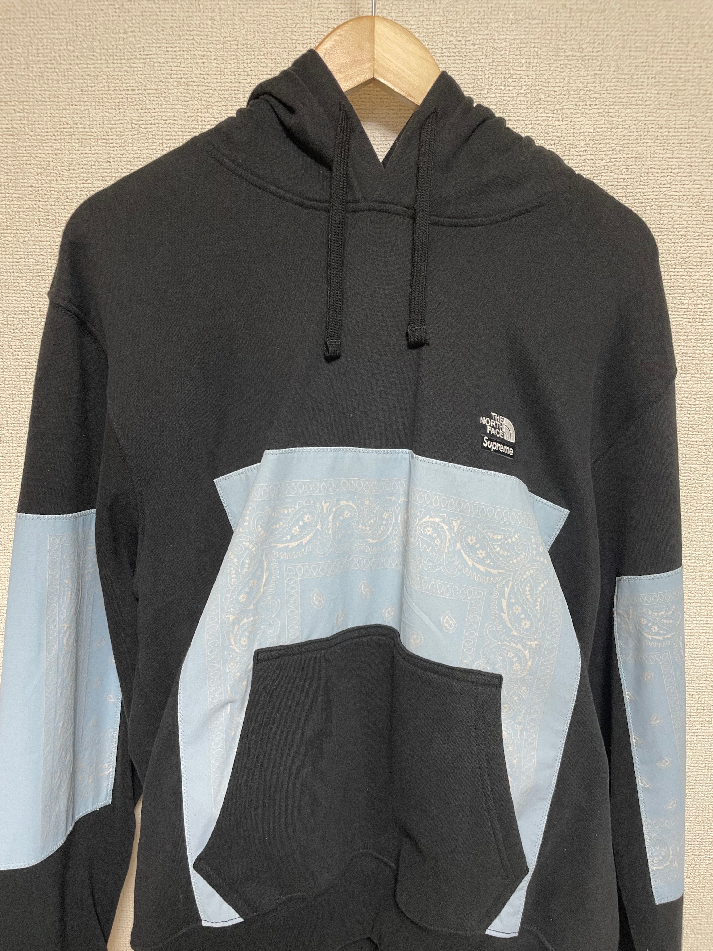 Supreme x The North Face Bandana Hooded Sweatshirt "Black"