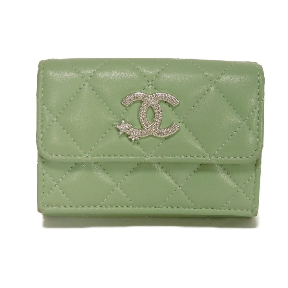 CHANEL シャネル クラシック スモール フラップ ウォレット クリスタル スター ラインストーン 星 パステル ランダム スナップボタン 札入れ カードケース コインケース マトラッセ ライトグリーン 三つ折り財布 AP3725