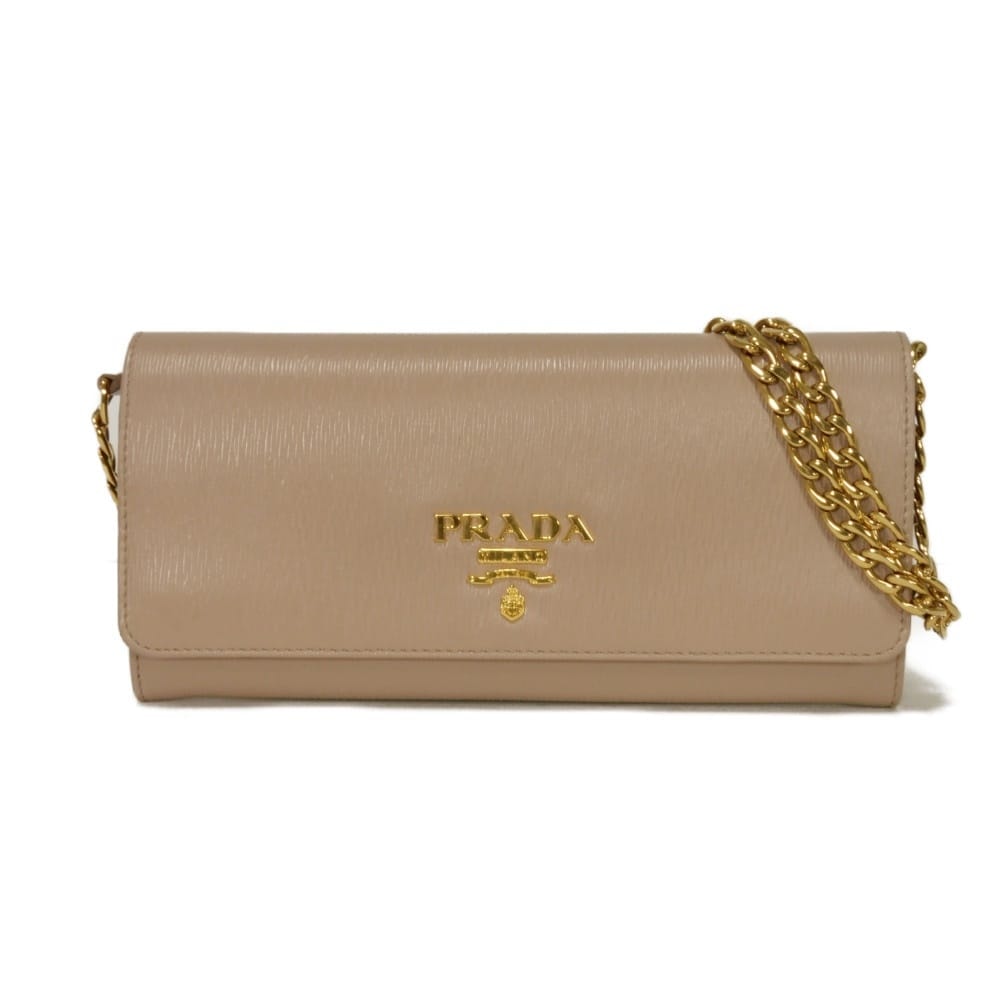 PRADA プラダ ヴィッテロ ムーヴ チェーンウォレット カーフ ピンクベージュ ゴールド マグネット 2WAY クラッチ メタル ロゴ コンパートメント カードケース コインケース トライアングルロゴ カメオ ショルダーバッグ 1MT290
