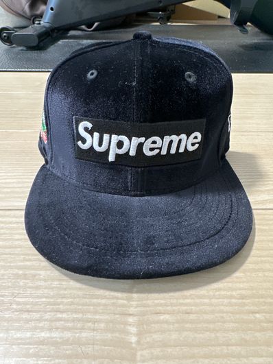 Supreme Velour Box Logo New Era "Black"