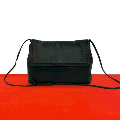 LOEWE ロエベ アナグラム ロゴ レザー ショルダーバッグ ブラック
21475