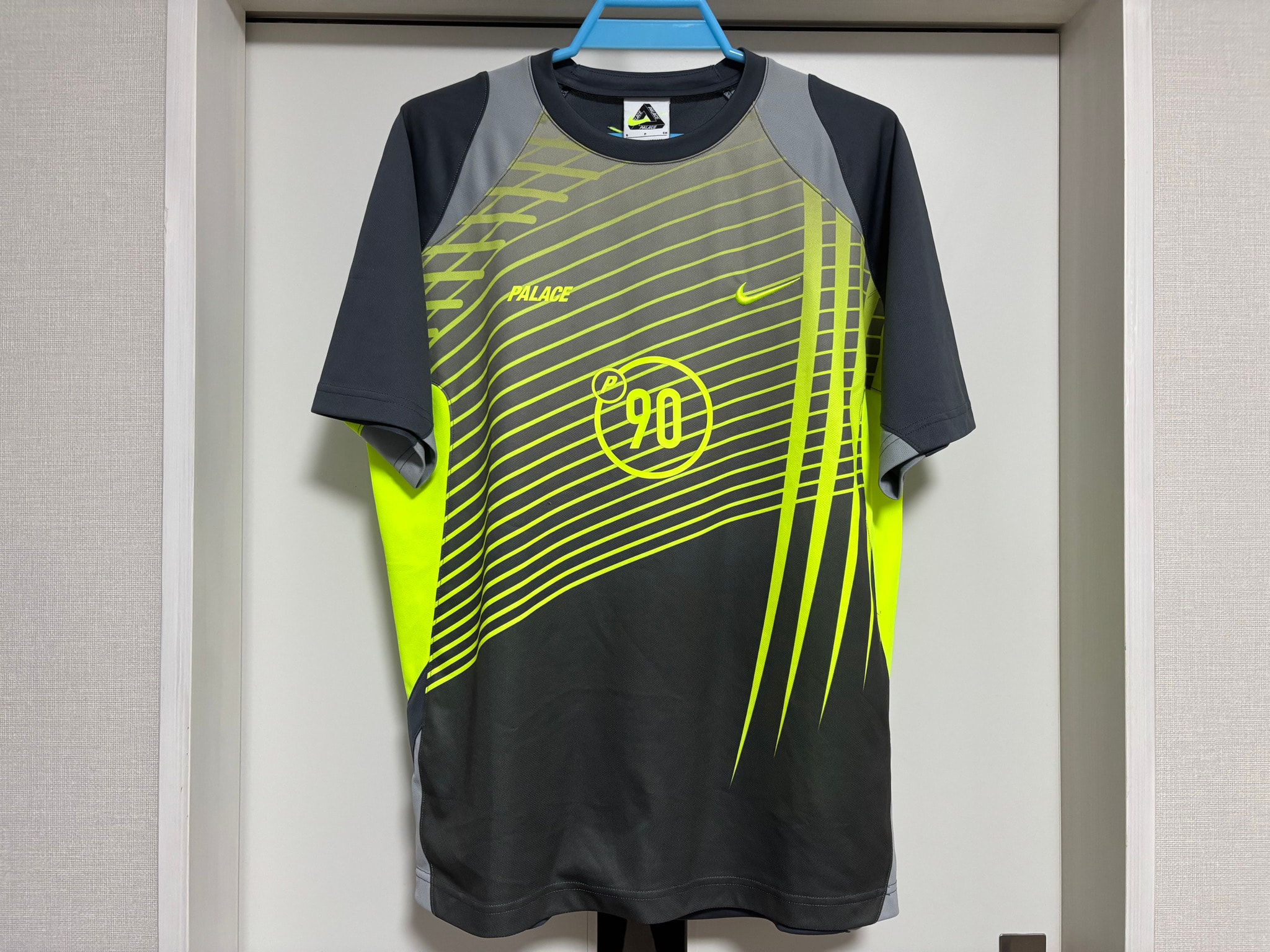 PALACE x Nike Total P90 Jersey "Grey"
