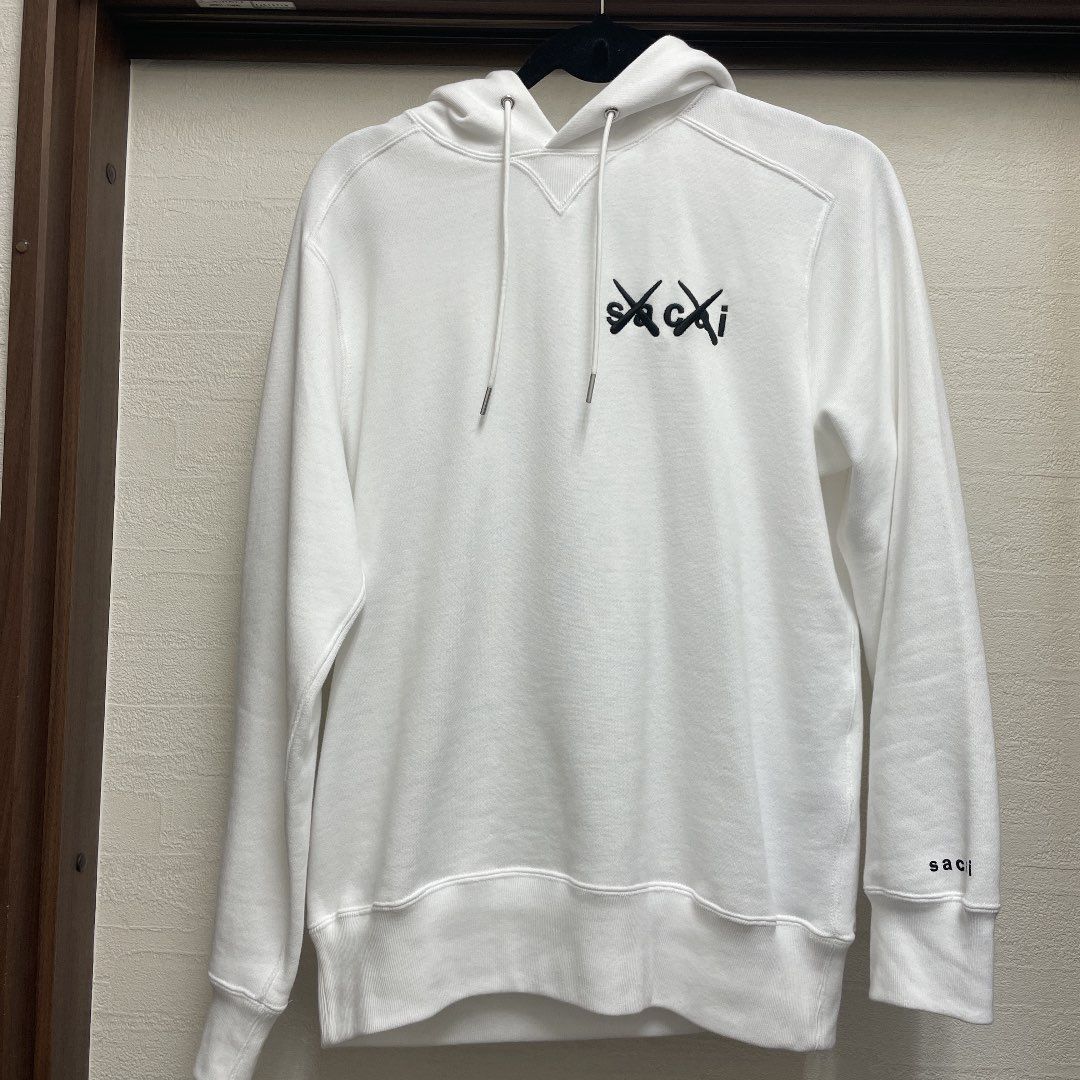 sacai KAWS Embroidery Hoodie "White"