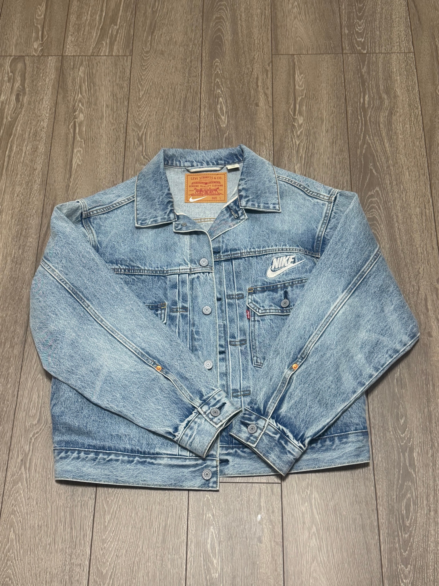 LEVI'S x Nike Denim Trucker Jacket 