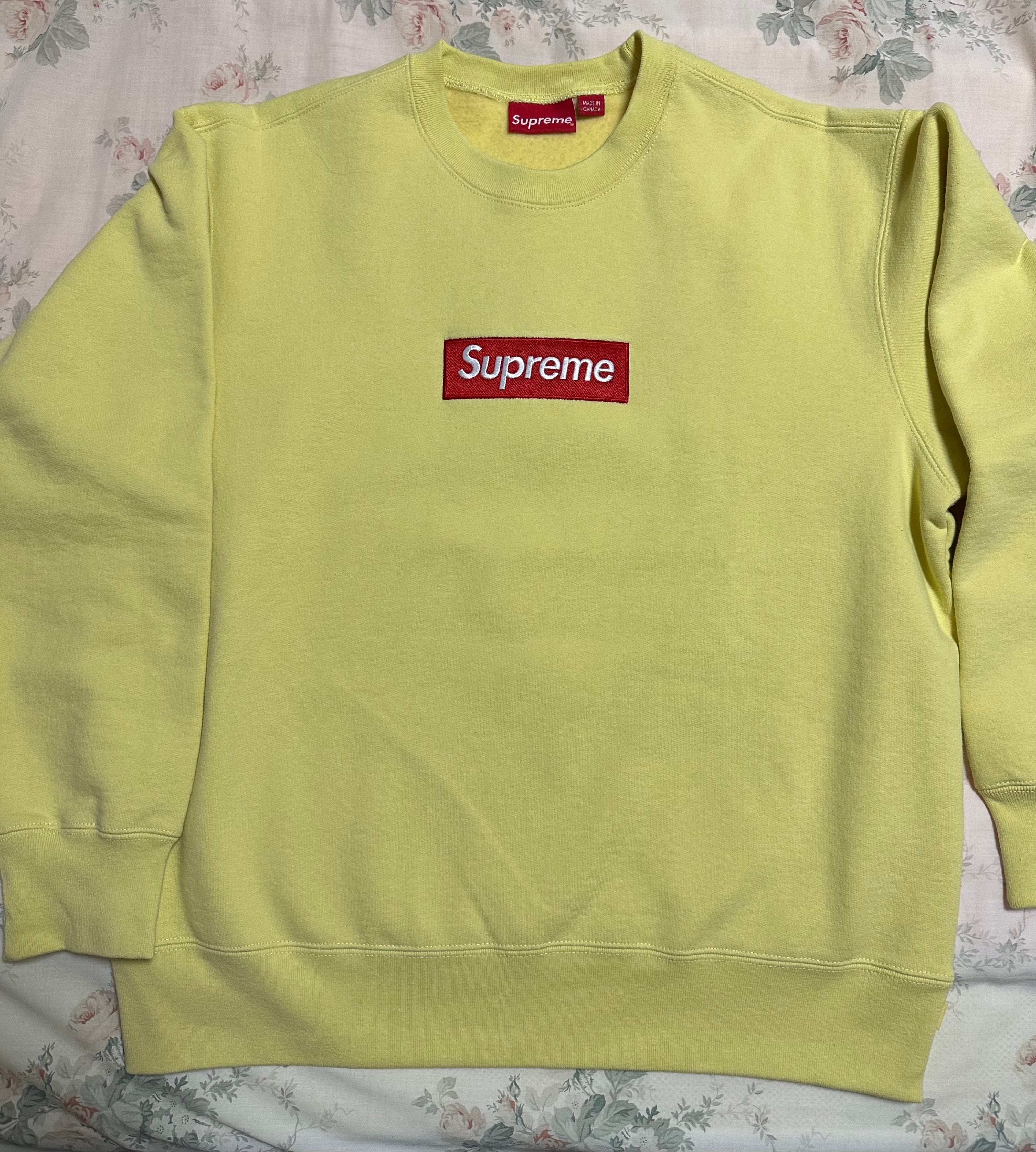 Supreme Box Logo Crewneck "Pale Yellow" (22FW)