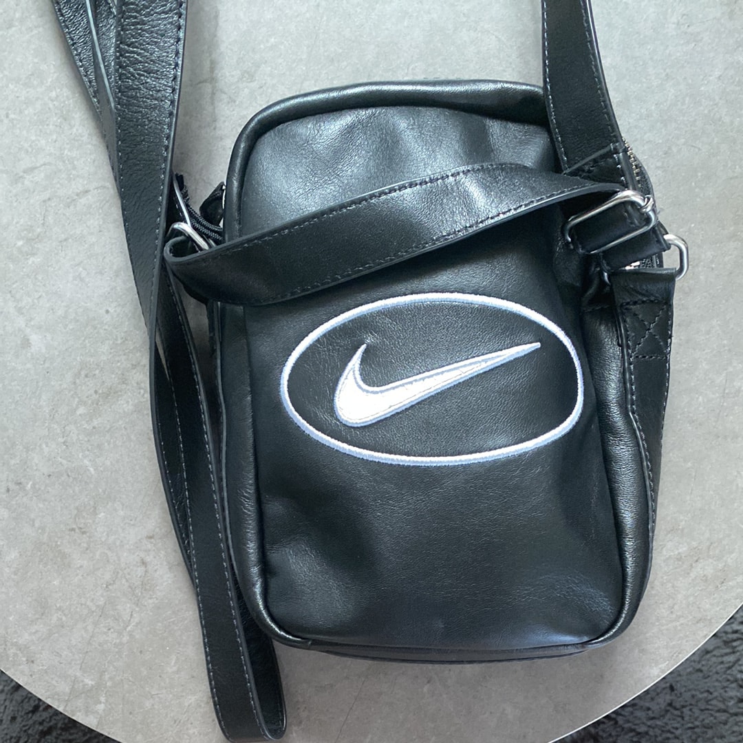 Supreme x Nike Leather Shoulder Bag "Black" HJ7964-045