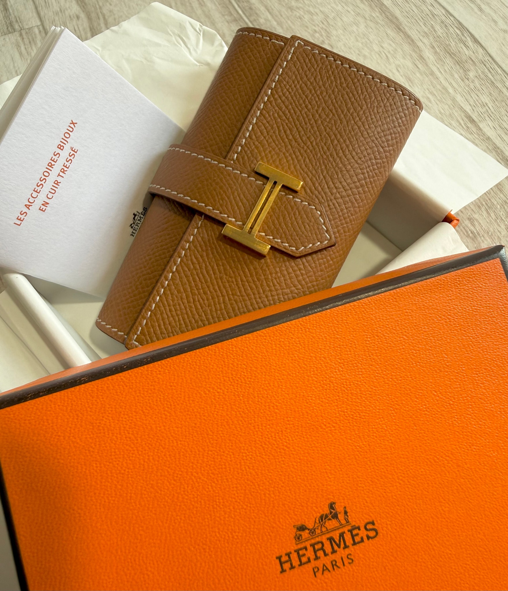 HERMES エルメス ベアンキーケース ゴールド ゴールド金具 W刻印 A (未使用に近い)】エルメス キーケース ベアン 4連 W刻印 