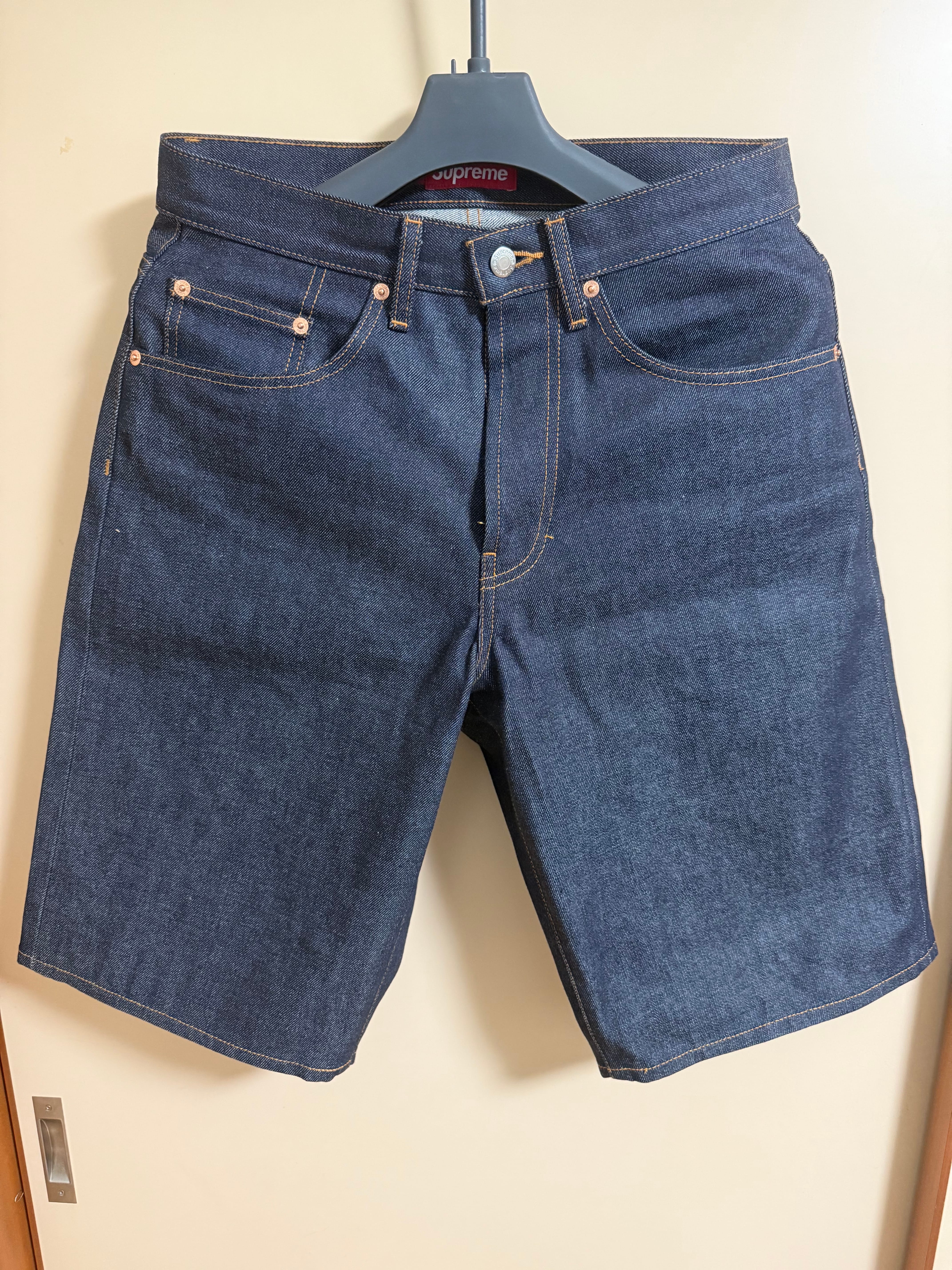 シュプリーム リジッド バギー セルビッジ デニム ショート "リジッド インディゴ"