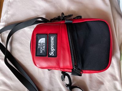 Supreme x The North Face Leather Shoulder Bag "Red"