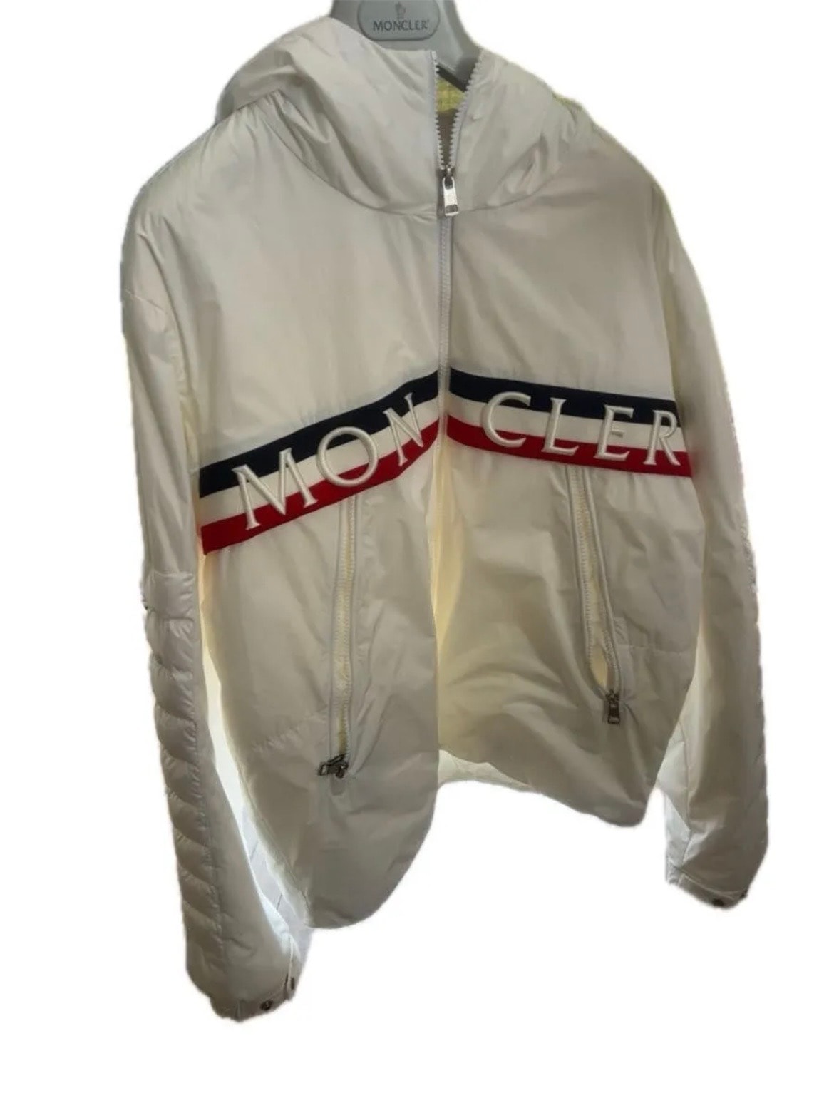 MONCLER(モンクレール)のOLARGUES(オラルグ)ダウンジャケット
