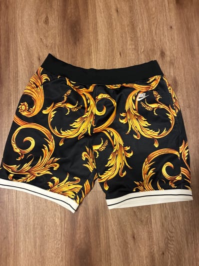 Supreme x Nike Basketball Shorts "Black"