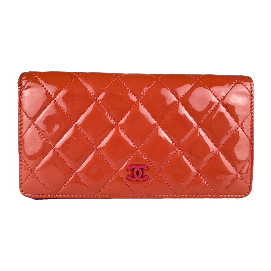 シャネル CHANEL 二つ折り長財布 マトラッセ パテントレザー オレンジ レディース【中古】 z9130