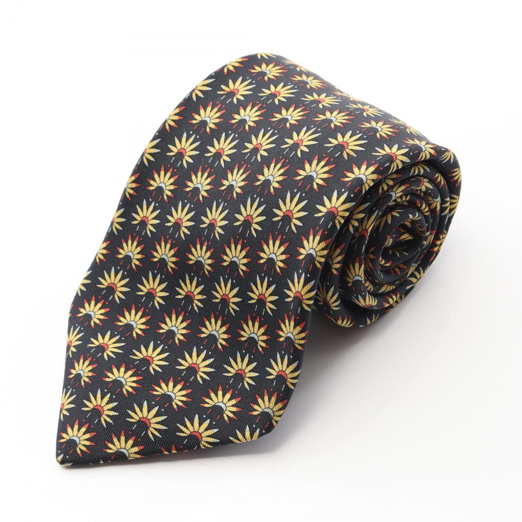 エルメス HERMES ネクタイ 衣料品 シルク シルク メンズ ブラック系 / マルチカラー 【中古】