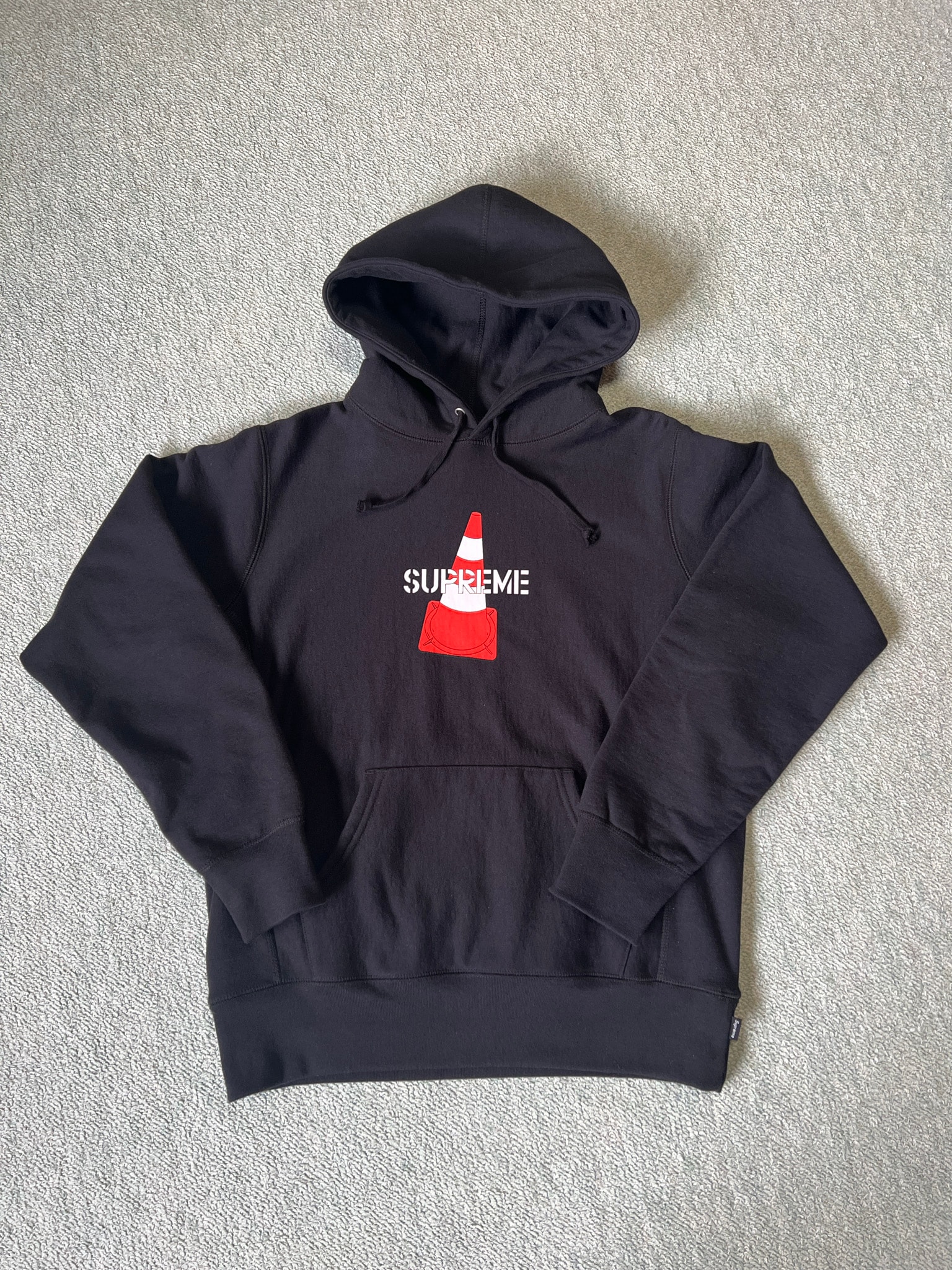 Supreme Cone Hooded Sweatshirt "Navy"