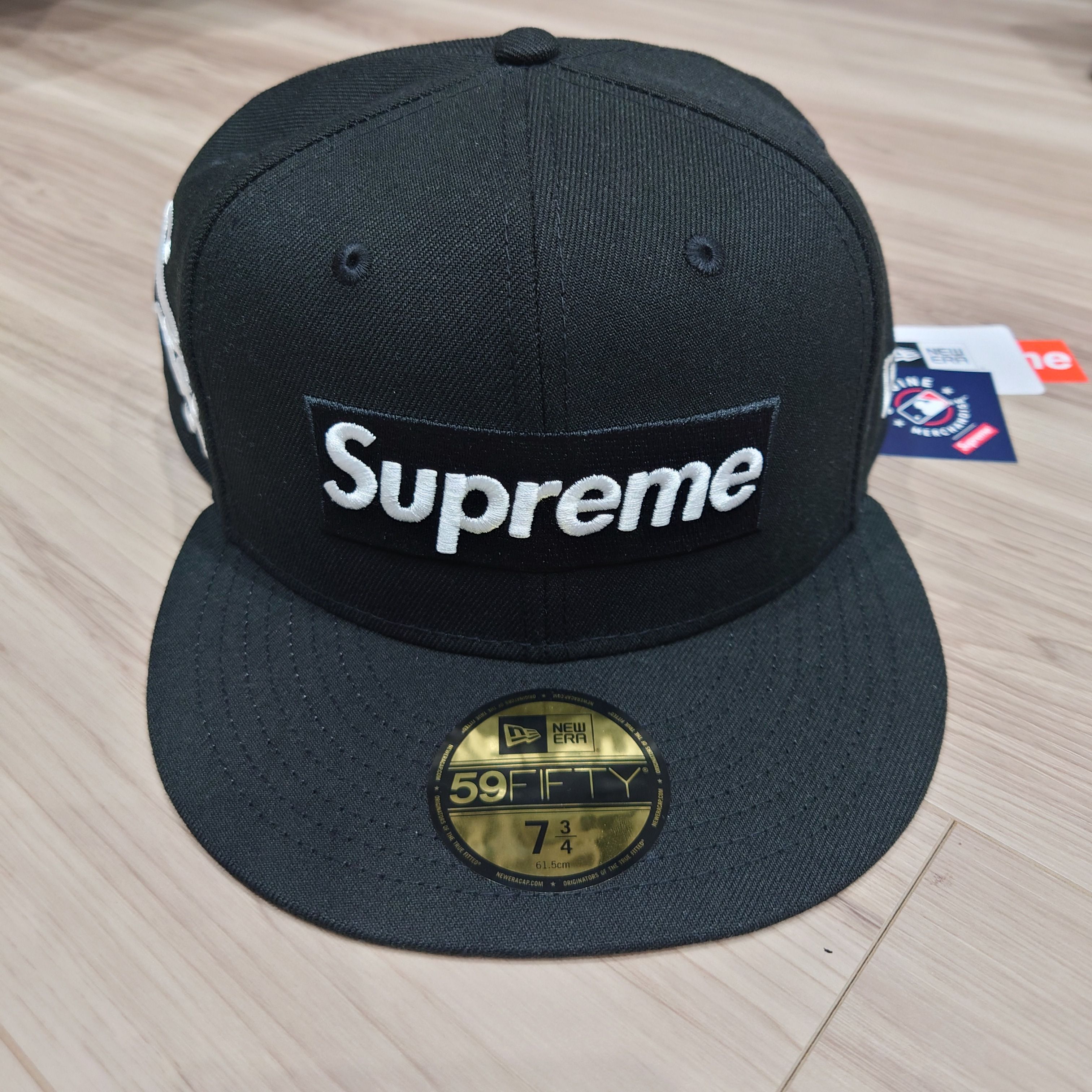 Supreme MLB Teams Box Logo New Era "Black"